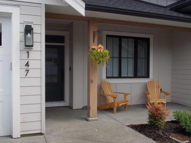 Photo du bâtiment - 4098-4098 Buckstone Rd