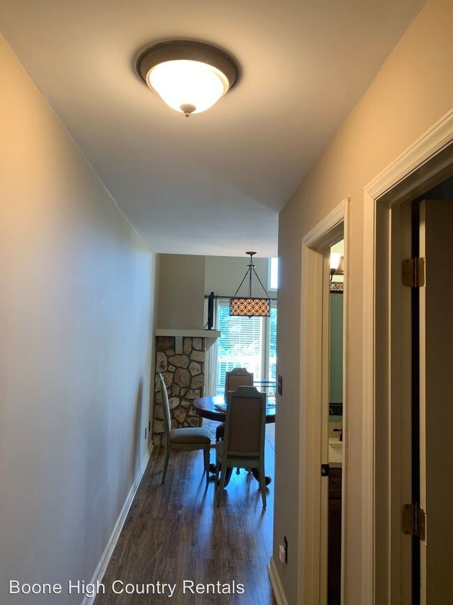 Foto del edificio - 124 Mountain Club Dr