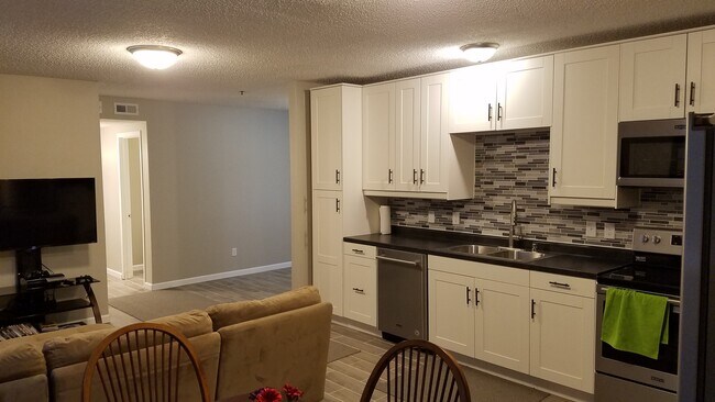 Foto del edificio - 2227 5th Ave S