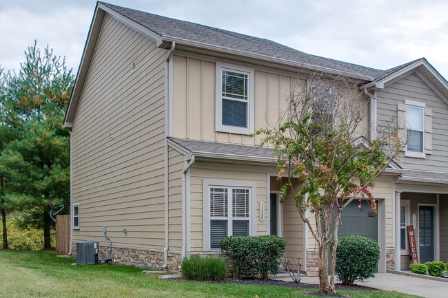 Building Photo - 1138 Woodbury Falls Ct