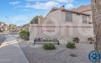 Building Photo - 3491 N Arizona Ave