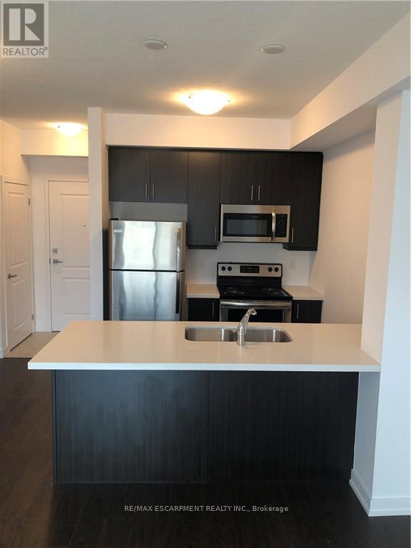 Building Photo - 125 Shoreview Pl