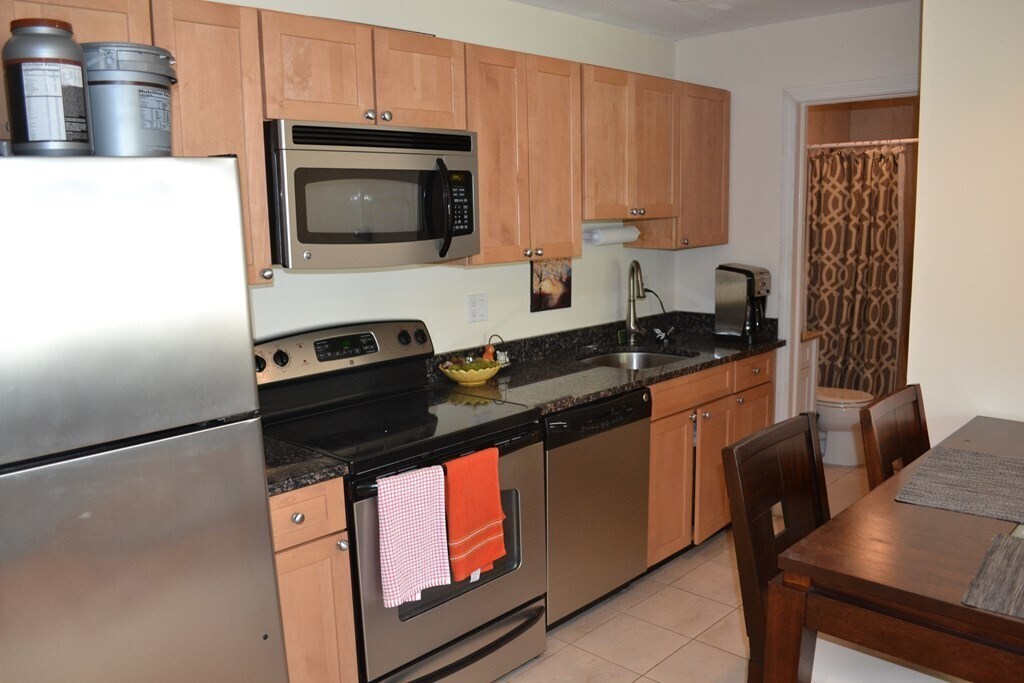 Foto principal - 126 Clifton St