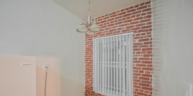 Foto del edificio - 1111 S Norton Ave