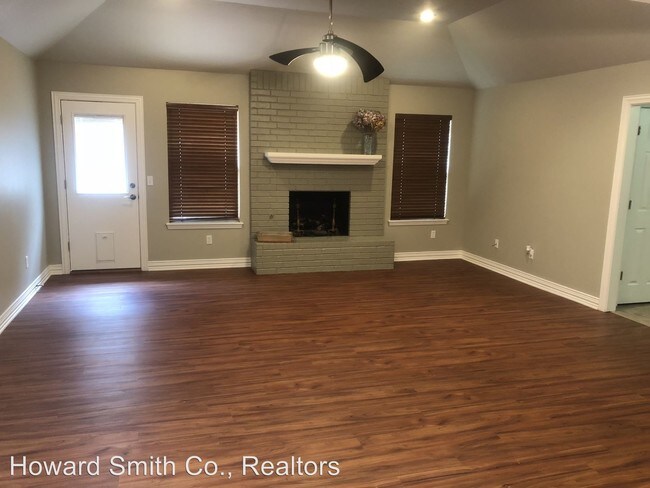 Foto del edificio - 3 br, 2 bath House - 10 Brennan Terrace