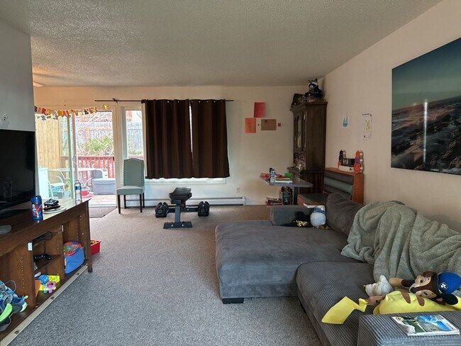 Foto del edificio - 2217-2217 Foothills Ct