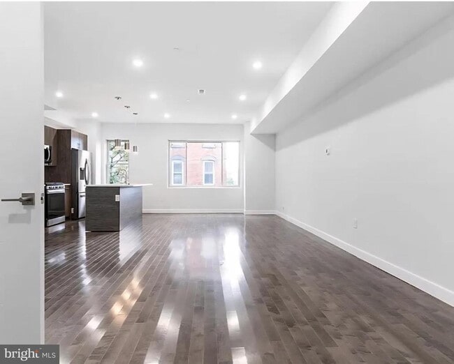 Foto del edificio - 1945 N 7th St