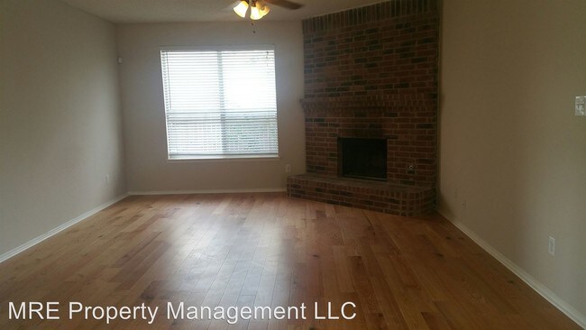 Building Photo - 4712 Park Bend Dr