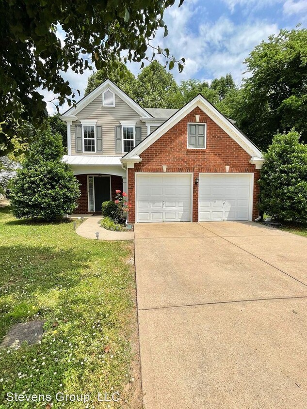 3 br, 2.5 bath House 2241 Monthemer Cove House Rental in Mount