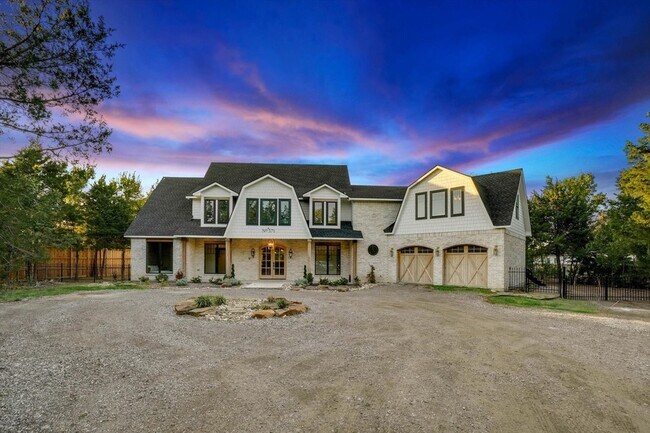 Foto del edificio - 371 S Ring Rd