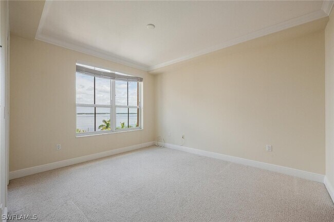 Foto del edificio - 2825 Palm Beach Blvd