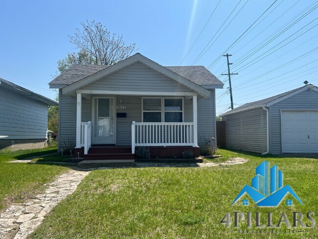 Building Photo - 2612 Vine Ct