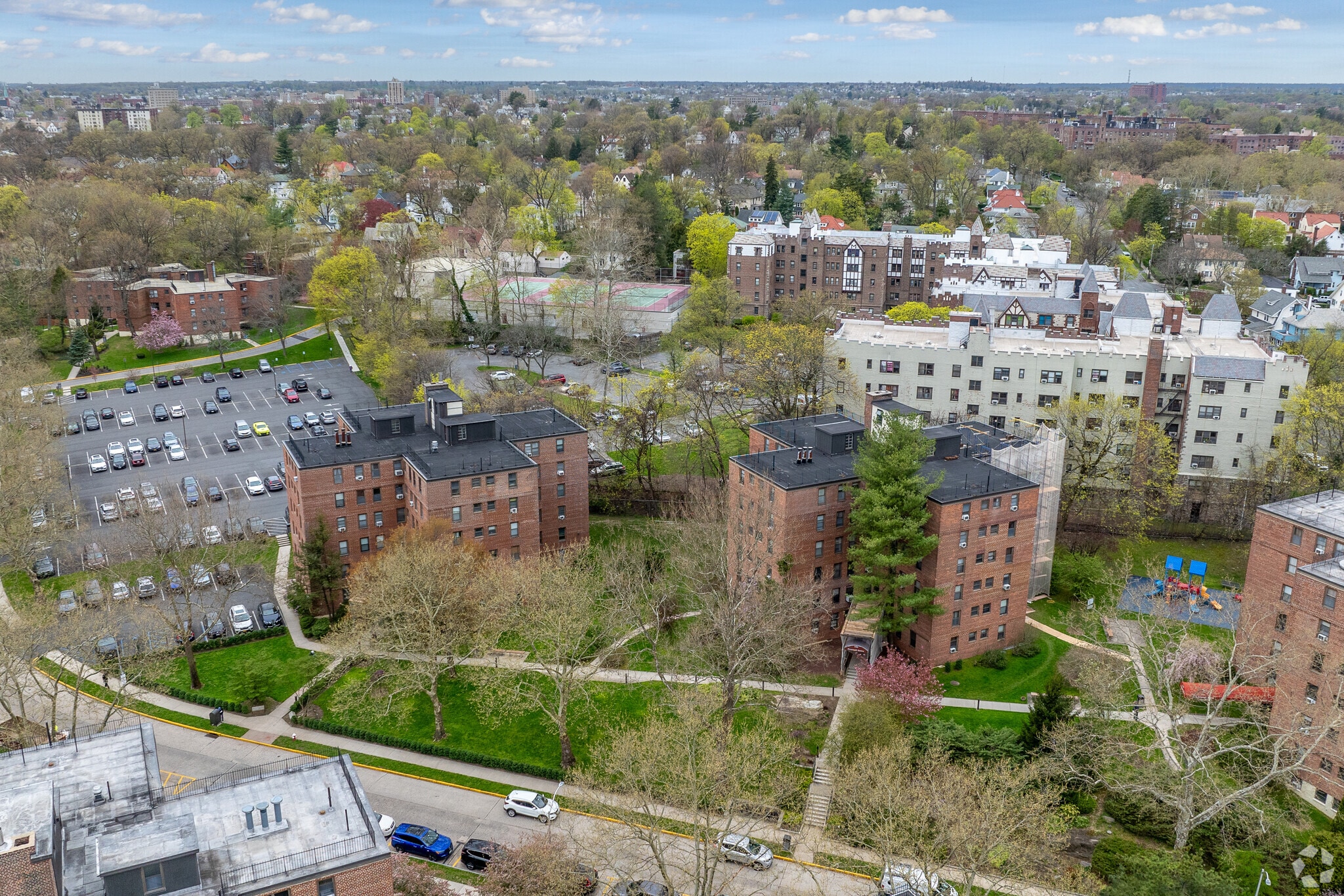 Vernon Woods Apartments