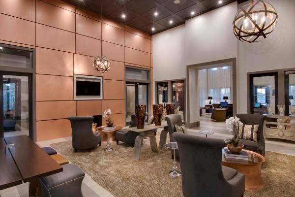 Residencias en los apartamentos Lake Park — foto de la comunidad - Residences at Lake Park