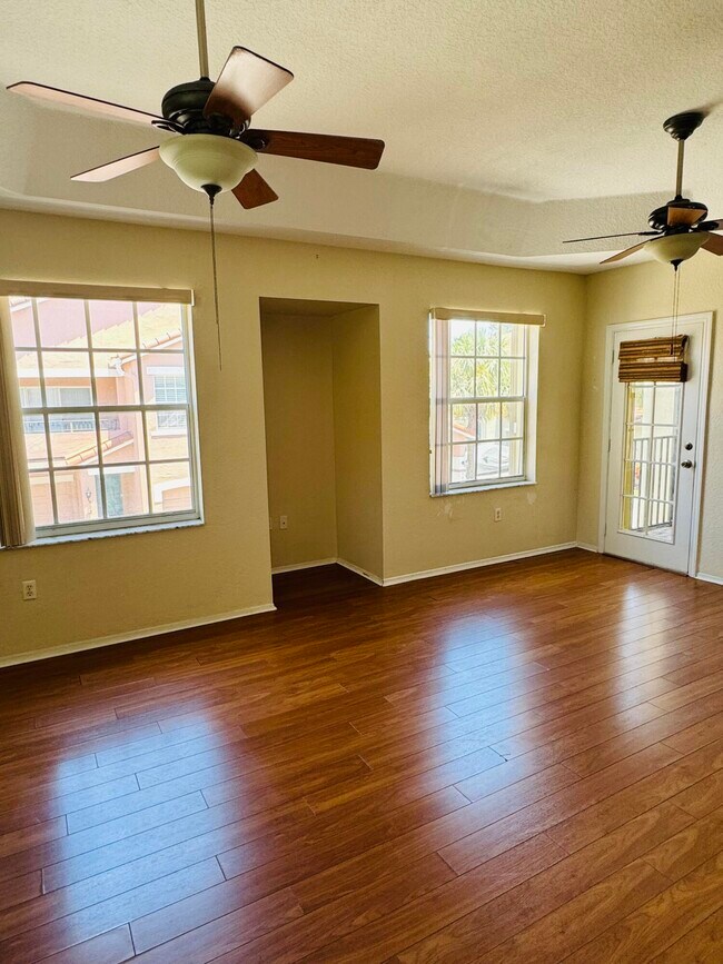 Foto del edificio - 1201 Belmont Pl