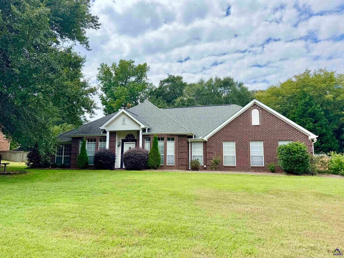 Primary Photo - 1127 Alderly Ln