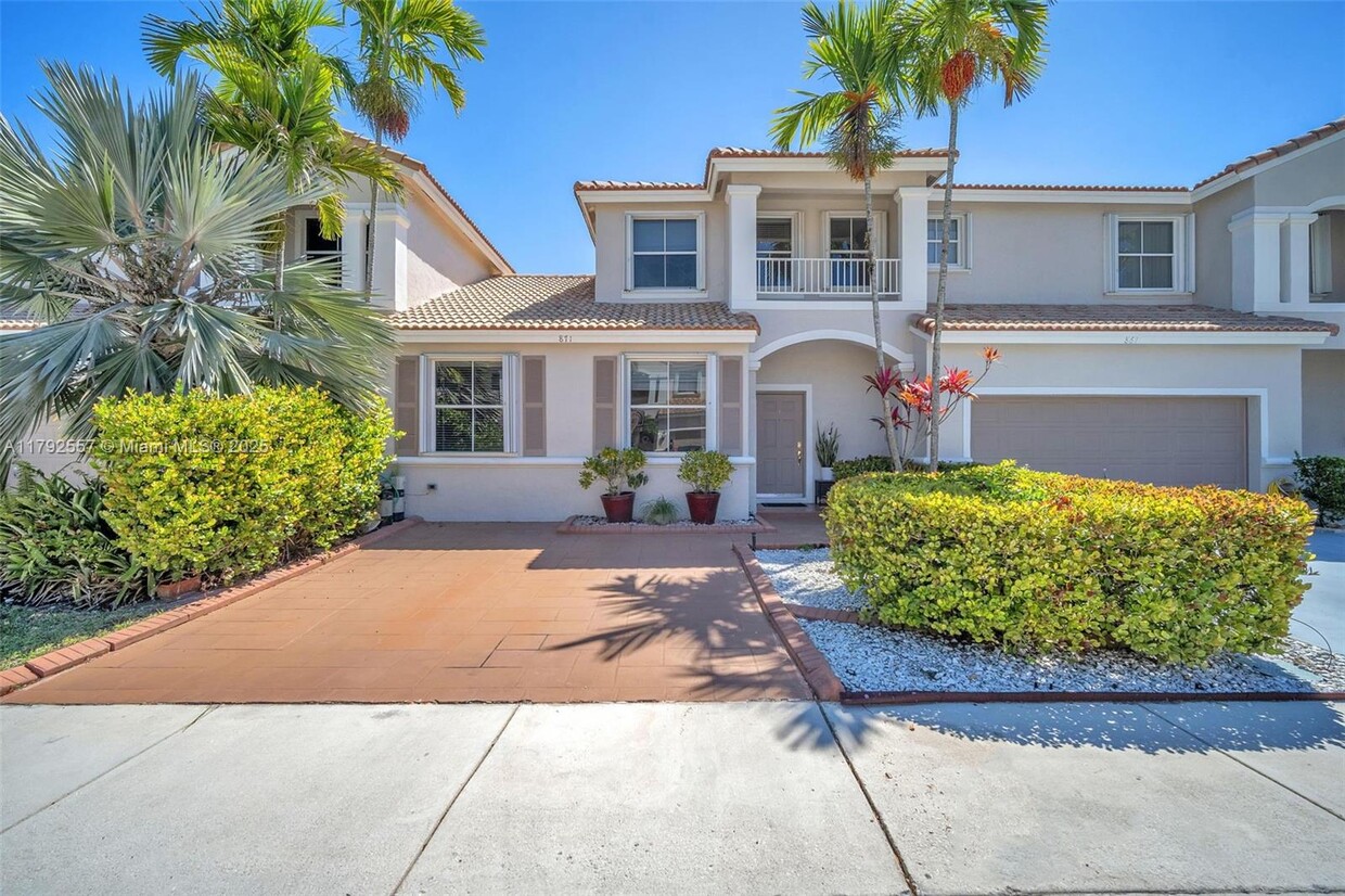 Foto principal - 871 NW 130th Ave