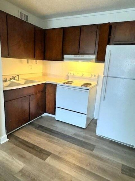 Foto principal - 19 Chestnut Ave SE