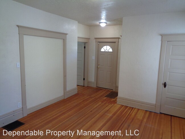 Building Photo - 5 br, 2 bath House - 1728 11th Avenue