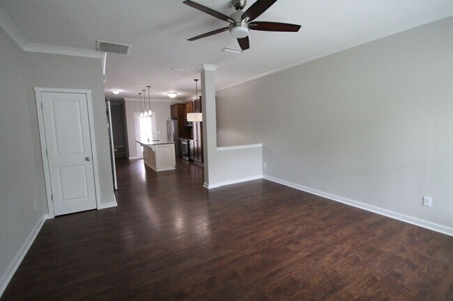 Foto del edificio - Exclusively Offered by MUSE REALTY, LLC