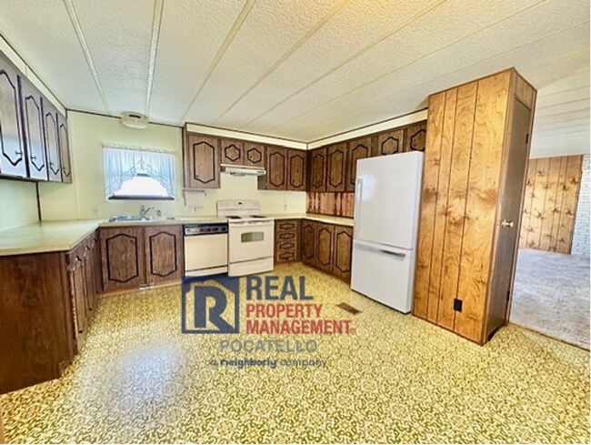 Foto del edificio - 3 bed 1.5 Bath Mobile Home - OldTown Pocat...
