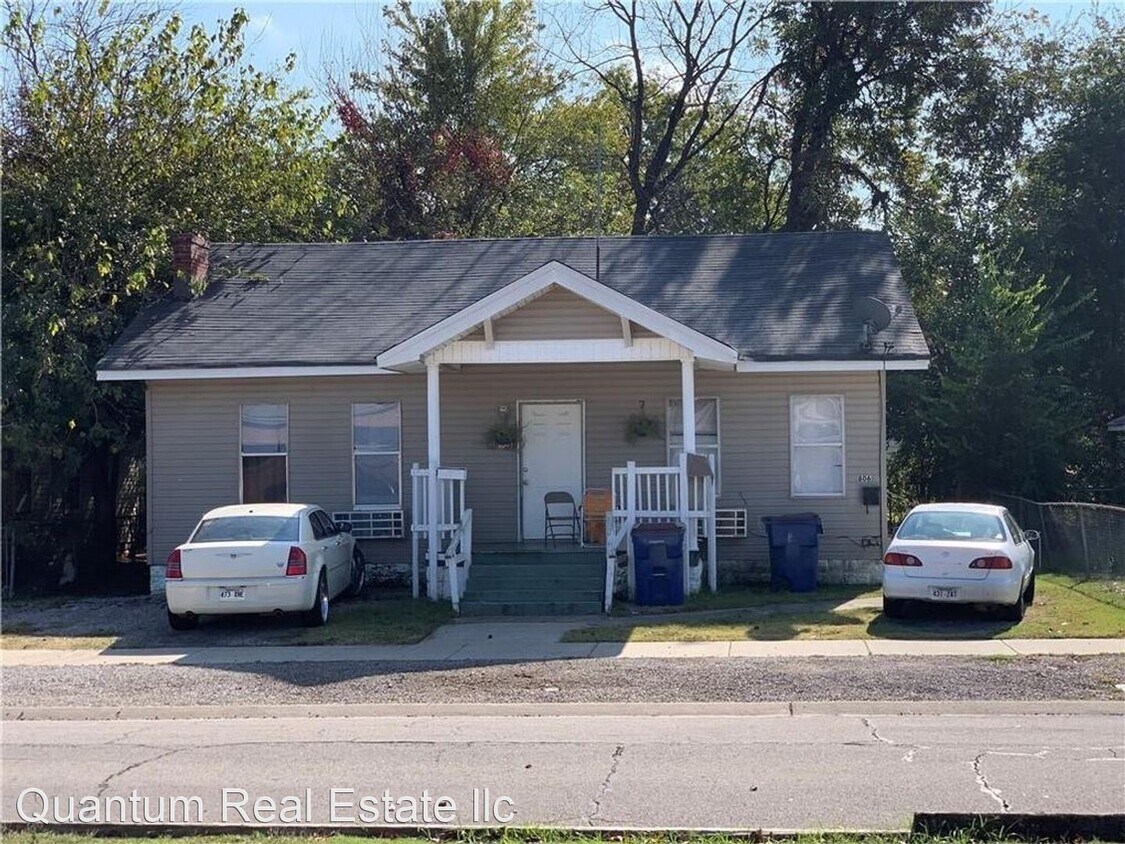 2 br, 1 bath House 806 N. 16th St. House Rental in Fort Smith, AR