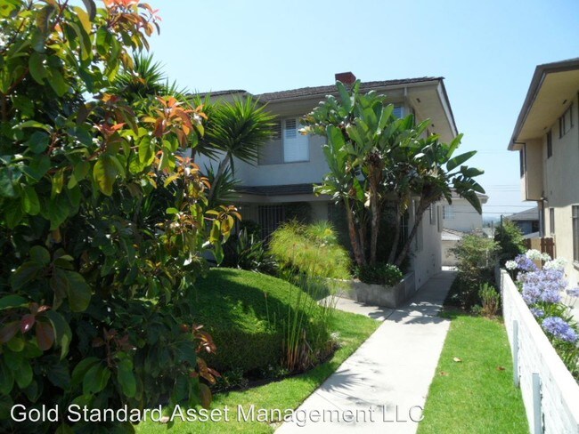 Foto del edificio - 5008 W 58th Pl