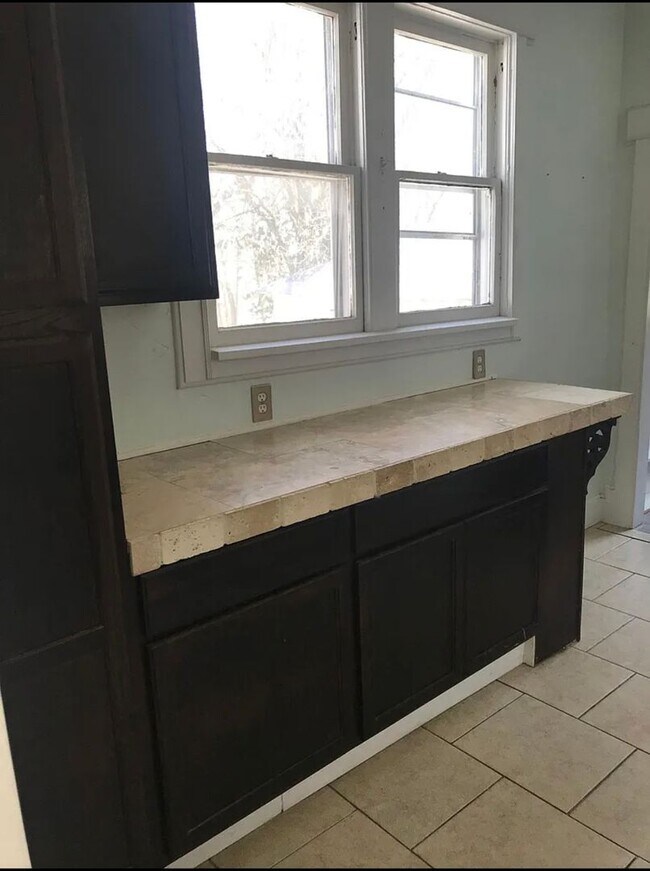 Foto del edificio - 2 bedroom/1 bathroom