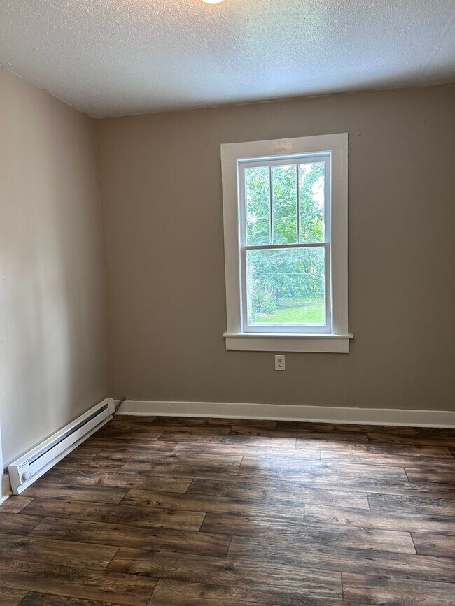 Foto del edificio - One Bedroom Apartment in Ringgold GA