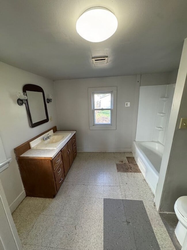 Building Photo - 2729 New Haven Ave