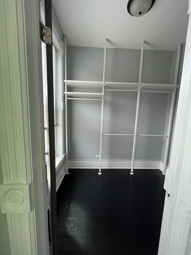Foto del edificio - 2122 W 21st St