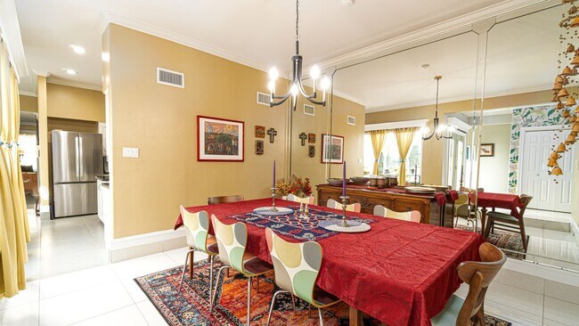 Foto del edificio - 3100 S Col Rowe Blvd