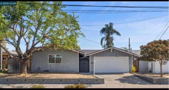 Photo - 3478 Esperanza Dr House