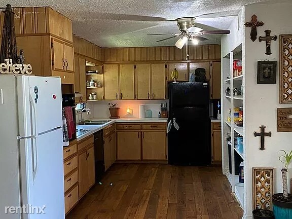 Foto del edificio - 3 br, 2 bath House - 401 33rd St