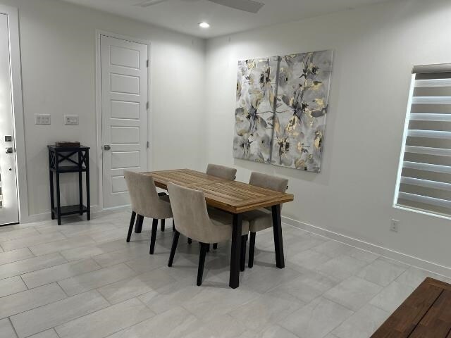 Building Photo - 513 Deer Path Lp