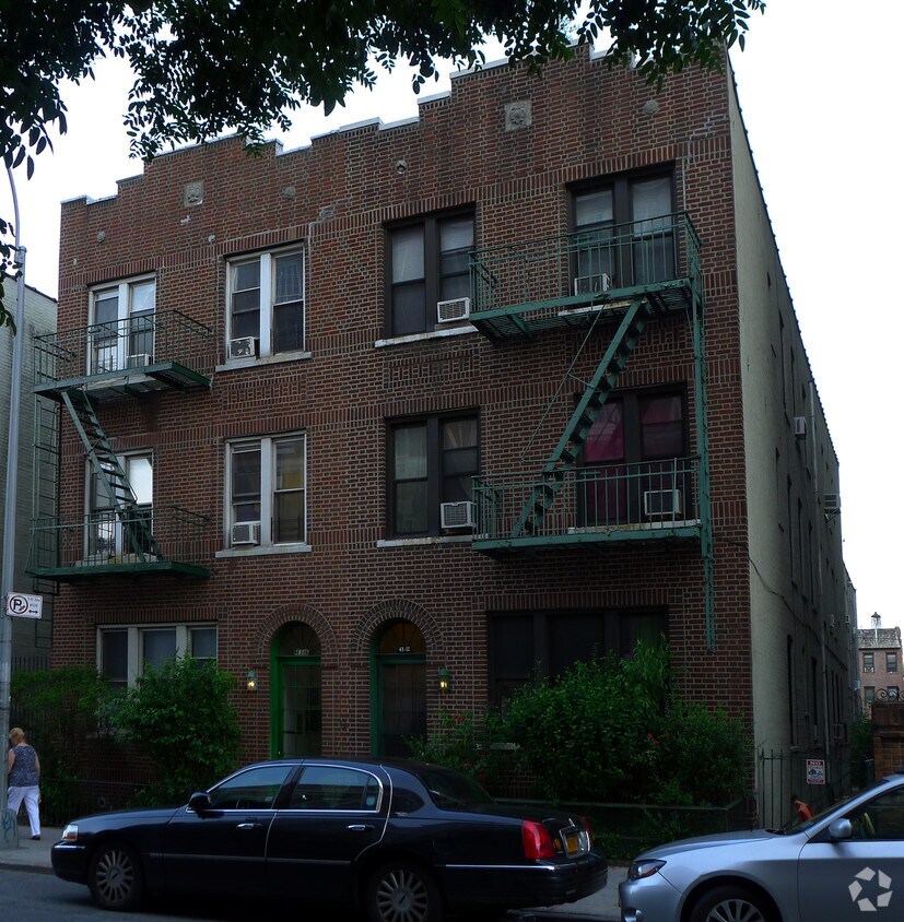 Building Photo - 4716 46th St