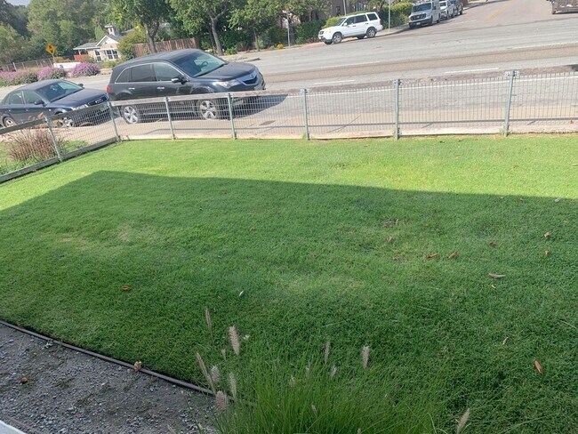 Foto del edificio - Epic Location by Cal Poly - 5 bedroom, 2 bathroom house