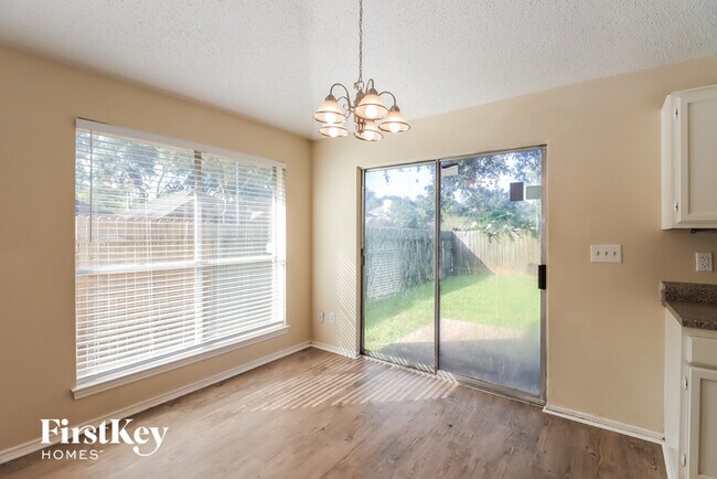 Building Photo - 17026 Enchanted Cir E