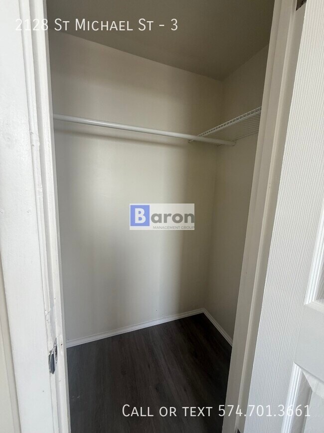 Foto del edificio - 2128 St Michael St