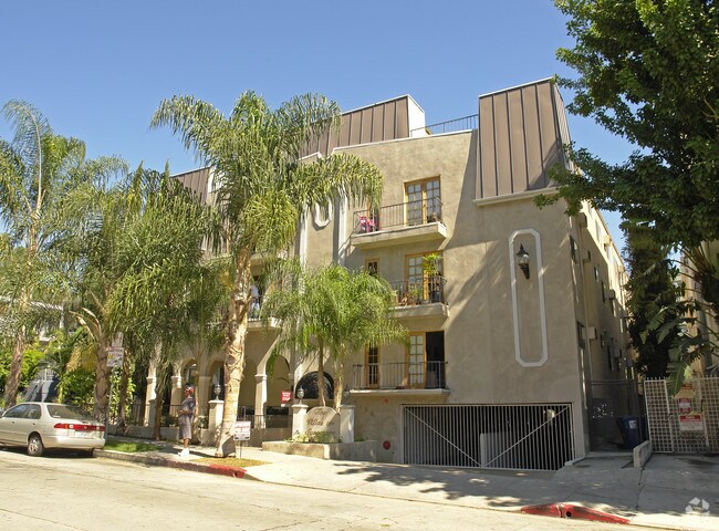 The Villas On Sycamore Apartments Los Angeles, CA