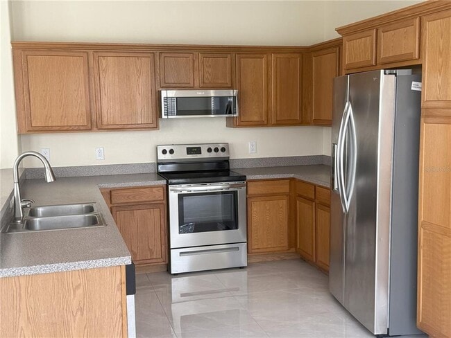 Foto del edificio - 2331 Windcrest Lake Cir