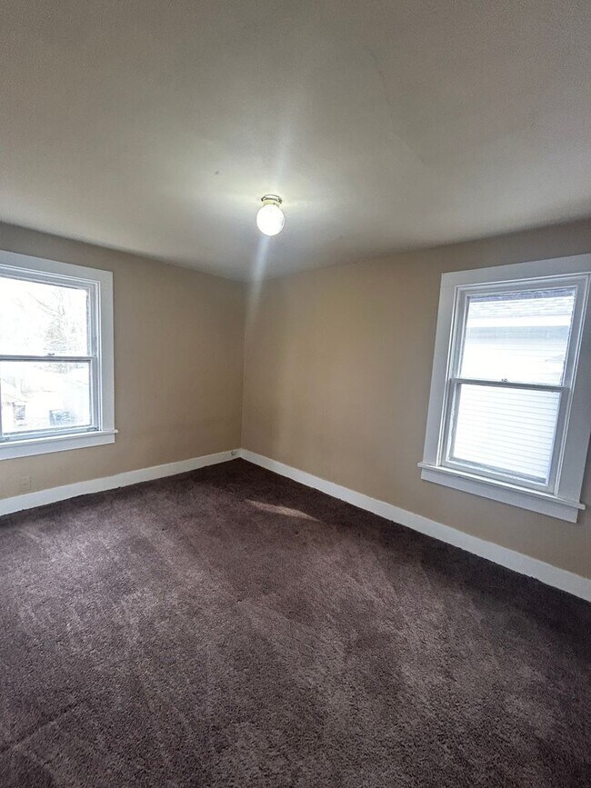 Foto del edificio - 842 Poplar St