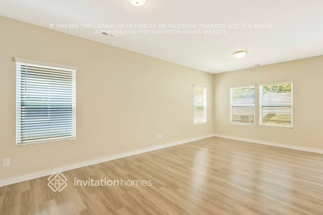 Building Photo - 4101 Ahan Dr