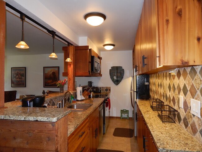 Building Photo - 3665 Teton Dr