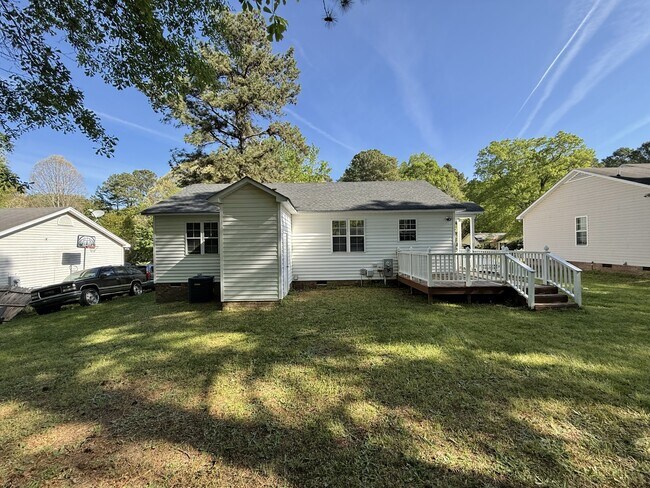 Building Photo - 1112 Amber Acres Ln