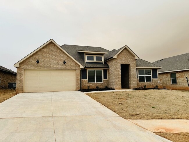 Foto del edificio - Deer Creek Schools + 4 Bedrooms + Newer Home in The Falling Springs Addition