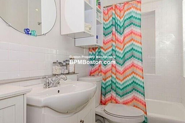 Foto del edificio - 8 Westerly St