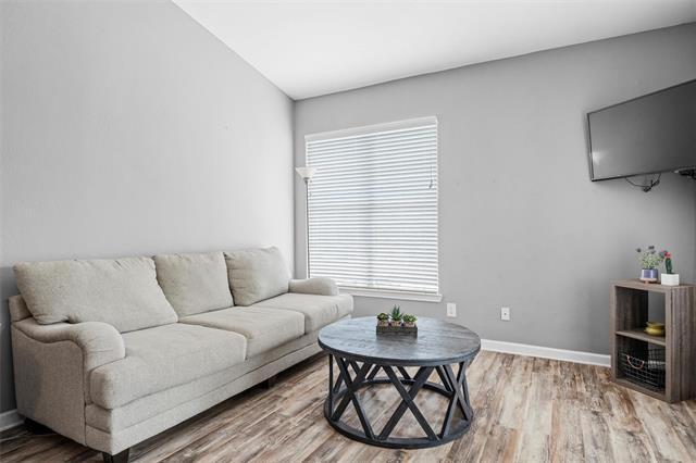Foto del edificio - 1654 Ascension Bluff Dr