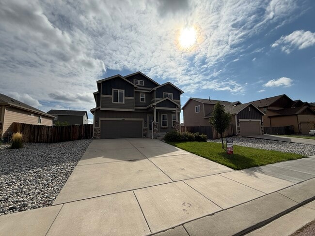 Building Photo - 6743 Phantom Way