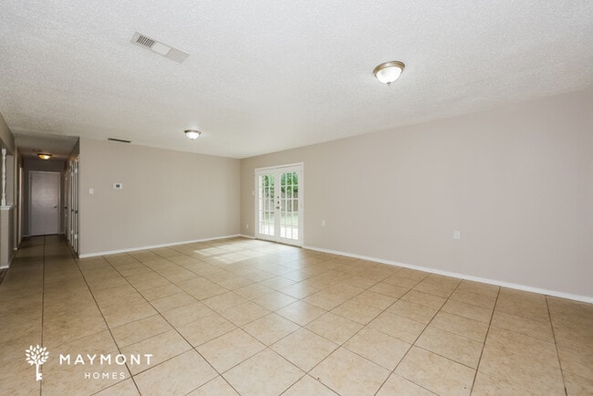 Building Photo - 414 Hastings Dr